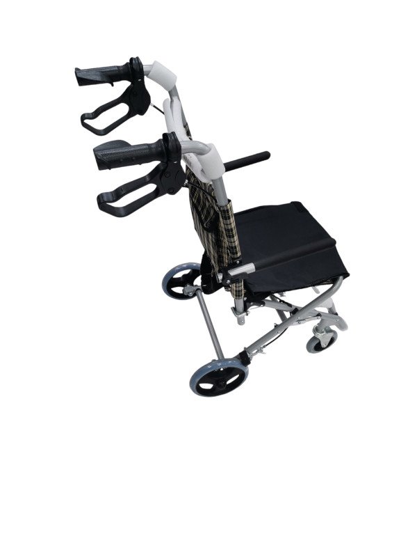 كرسي طيارة المنيوم عادي