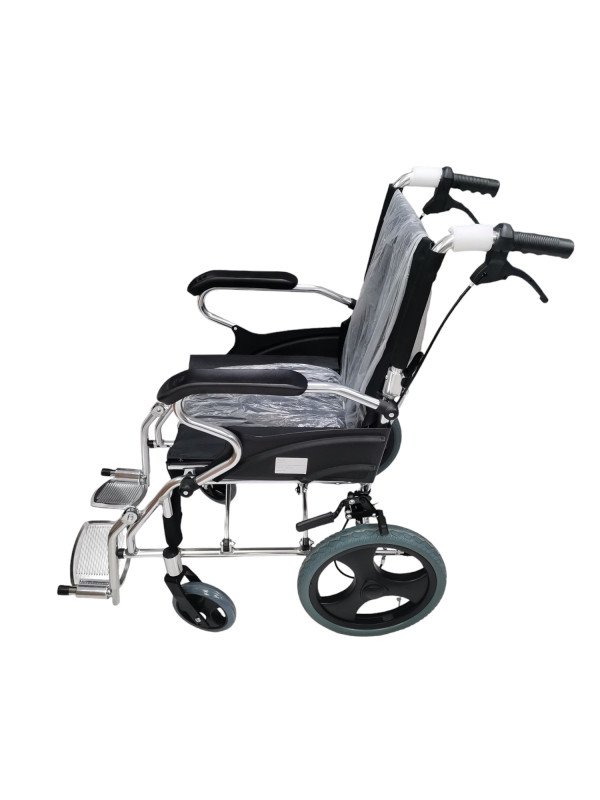 كرسي المنيوم كفر صغير